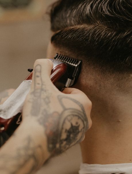 Curso de Estilismo en Caballeros en academia escuela de peluquería en Catarroja