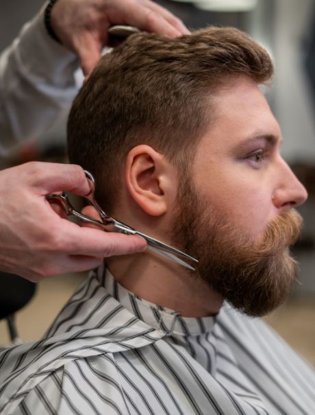 Curso de Caballeros en academia escuela de peluquería en Catarroja