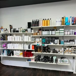 Academia y Peluquería HMG en Catarroja Valencia