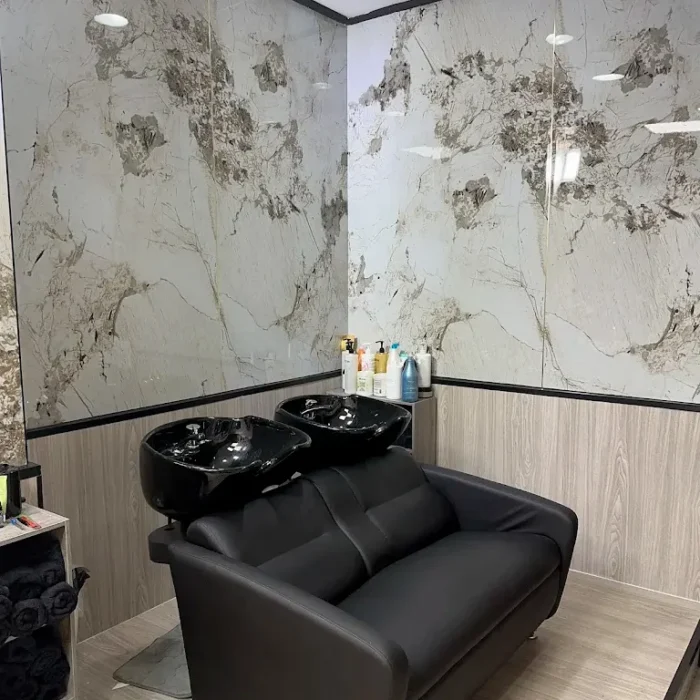 Academia y Peluquería HMG en Catarroja Valencia