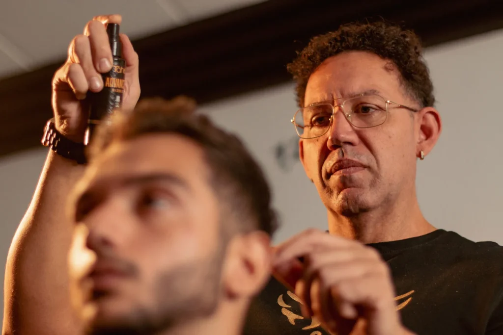 Entrevista a Mario Martínez de Academia de Peluquería HMG en Catarroja, Valencia